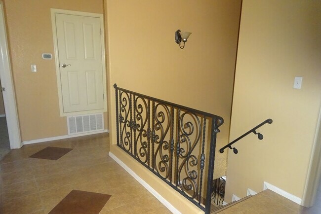 Building Photo - 4056 Tibuni Pl