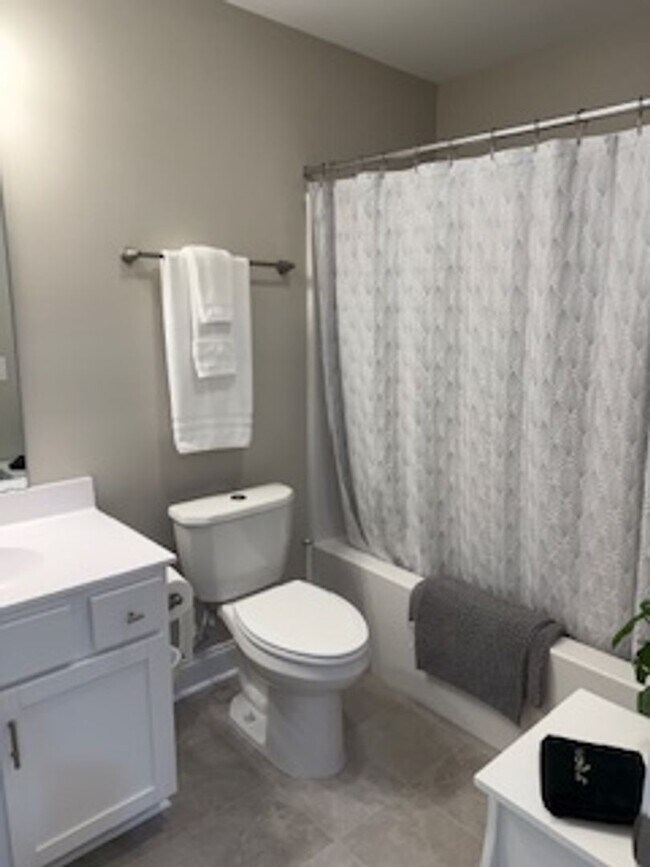 Building Photo - Salty Mermaid - Wonderful winter rental