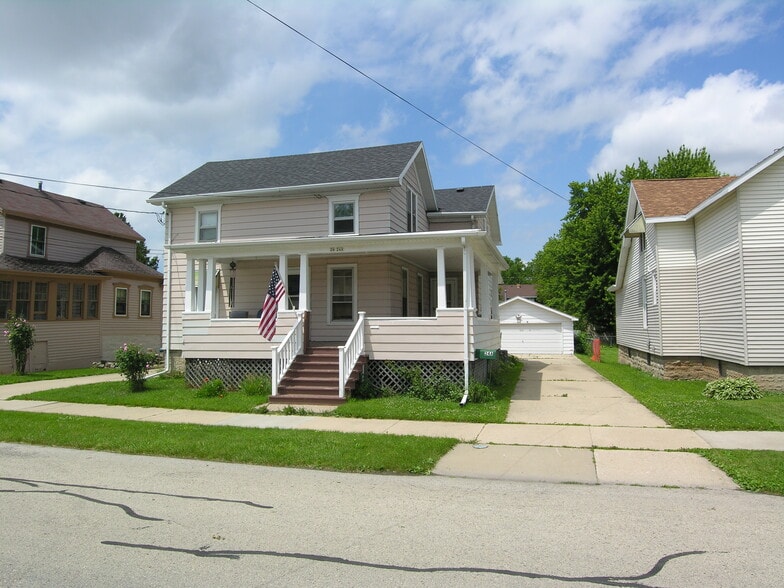 Front w/Garage - 24 W 12th Ave