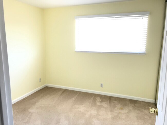 Building Photo - 149 Harbor Oaks Cir