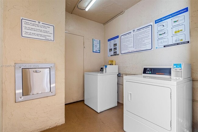 Building Photo - 7765 SW 86th St