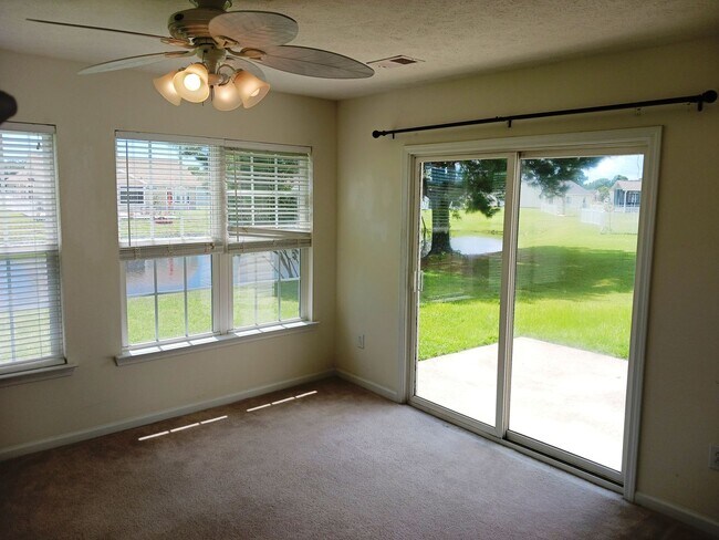 Building Photo - $1,995 - Pet Friendly, 3 Bedroom, 2 Bath H...