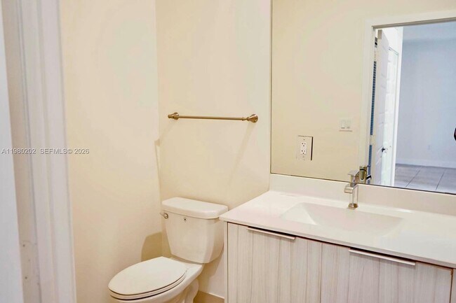 Building Photo - 7925 NW 104th Ave