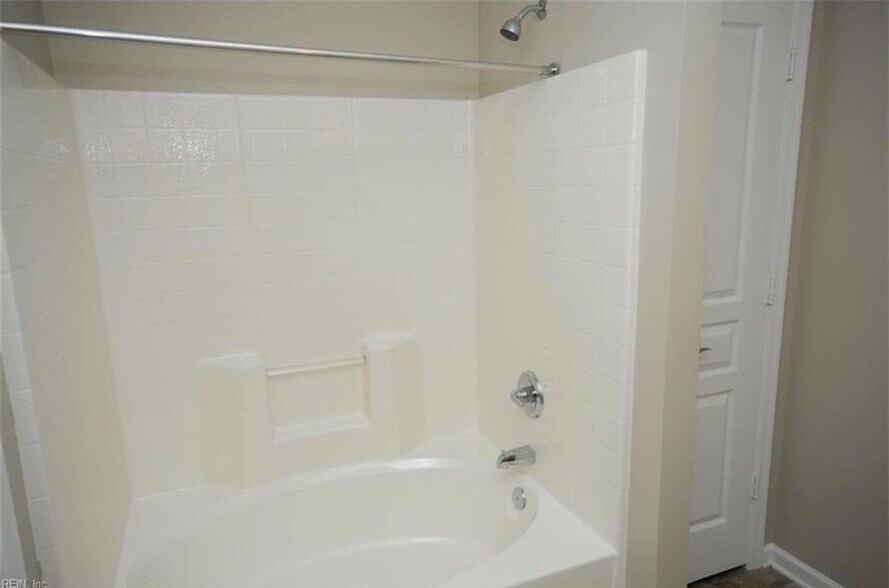 Building Photo - 5320 Hayton Way
