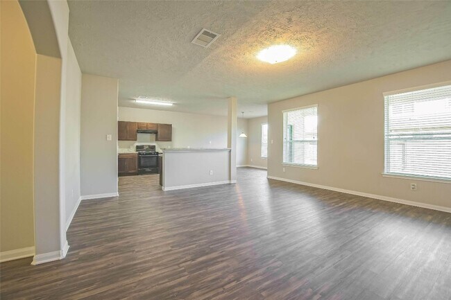 Building Photo - 9719 Elia Court