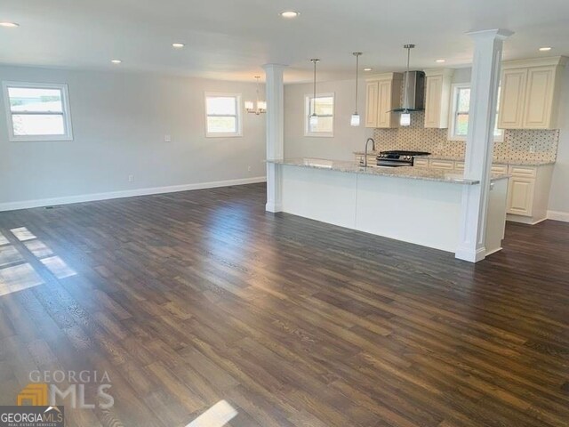 Building Photo - 3102 Edgewater Dr
