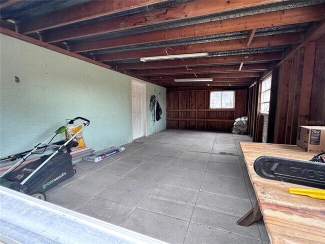 Building Photo - 10659 108th St N