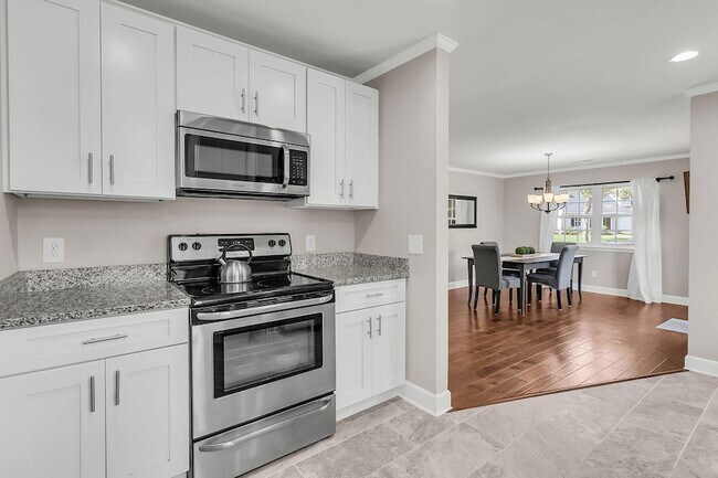 Building Photo - 339 Mt Royall Dr
