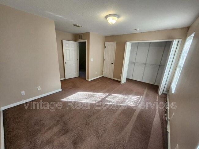 Building Photo - 12015 Peach Grv Ct