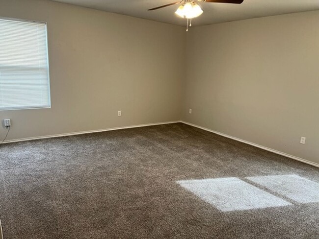 Building Photo - Updated Flooring and Paint - Mustang Schools