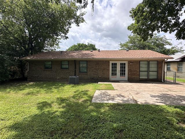 Building Photo - 12417 Spring Branch Dr
