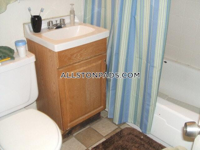 Building Photo - 71 Harvard Ave