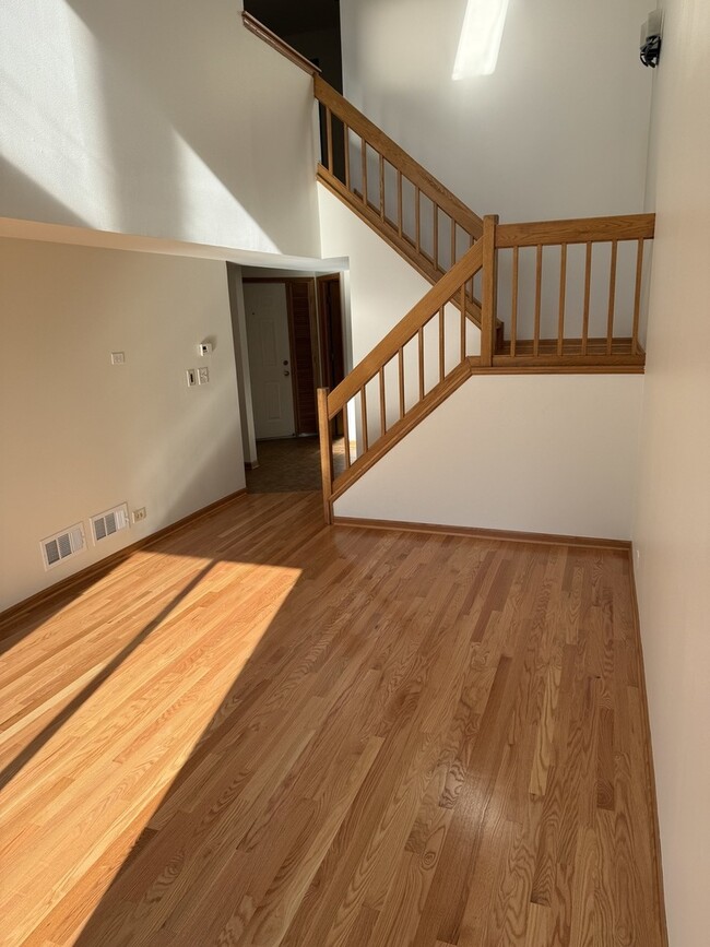 Building Photo - 8316 High Point Cir