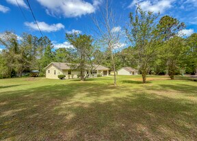 Building Photo - 8514 Raquel Ln