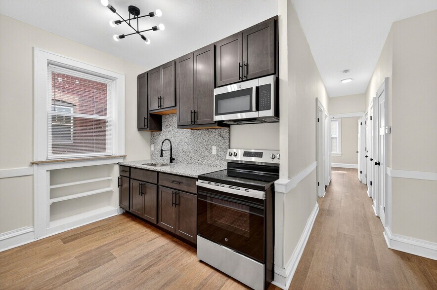 Building Photo - 5803 S Kingshighway Blvd