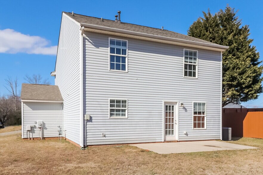 Building Photo - 4108 Brawer Farm Dr