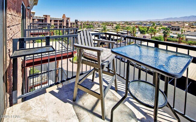 Building Photo - Long Term Furnished Condo