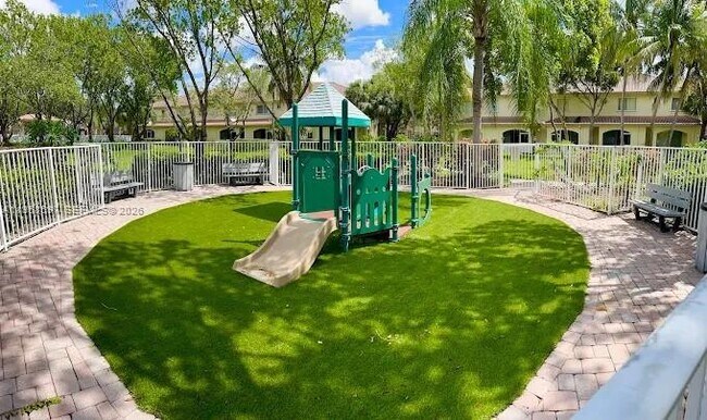 Building Photo - 2650 SW 84th Terrace