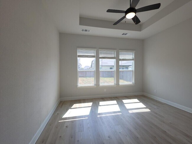 Building Photo - 17813 Clairess Ln