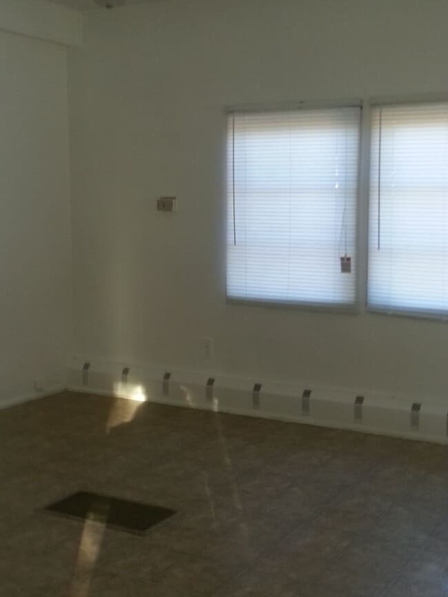 Building Photo - 7503 Jamie Wynell Cir