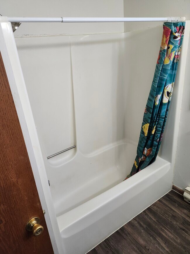 Building Photo - 1014 Sawyer Dr