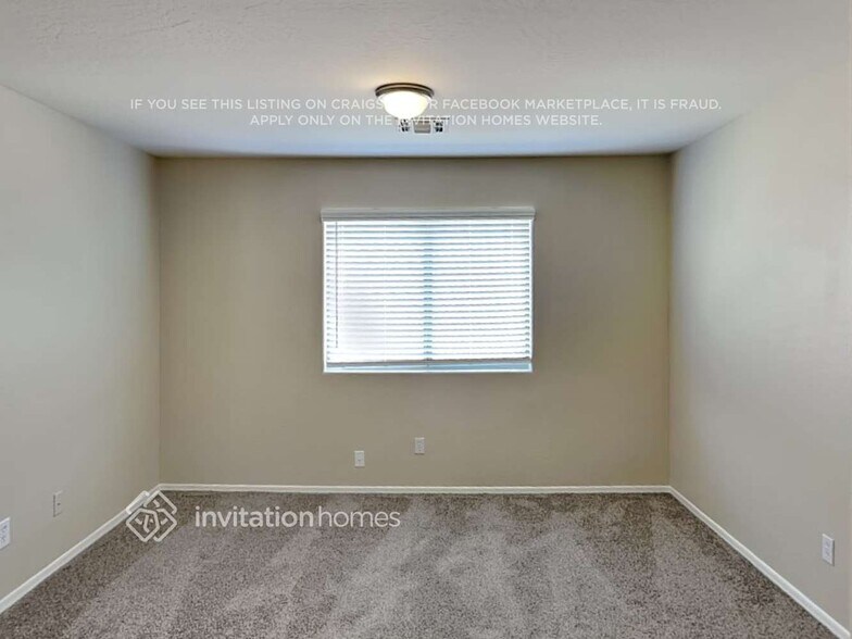 Building Photo - 25549 W Whyman St