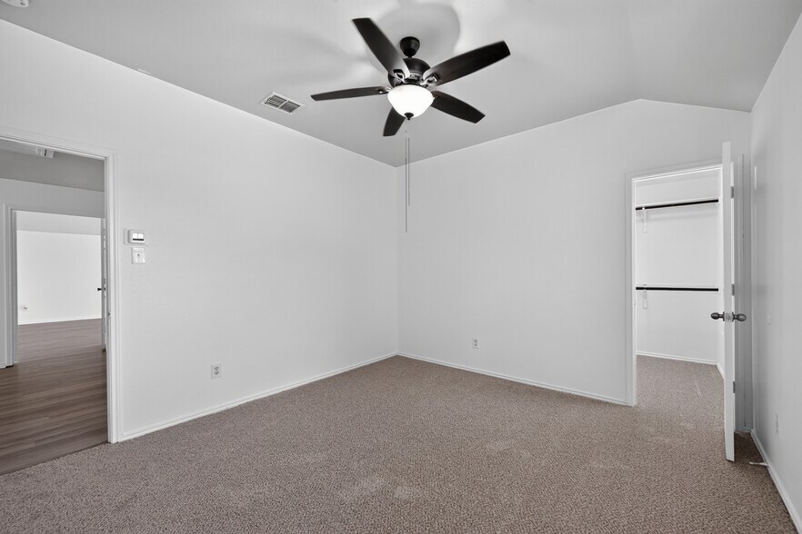 Building Photo - 1009 Youkum Ct