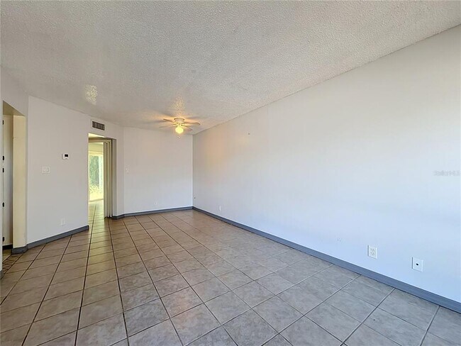 Building Photo - 2636 Lemon Tree Ln
