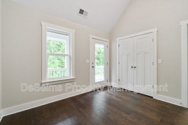 Building Photo - 759 Mill Creek Meadow Dr