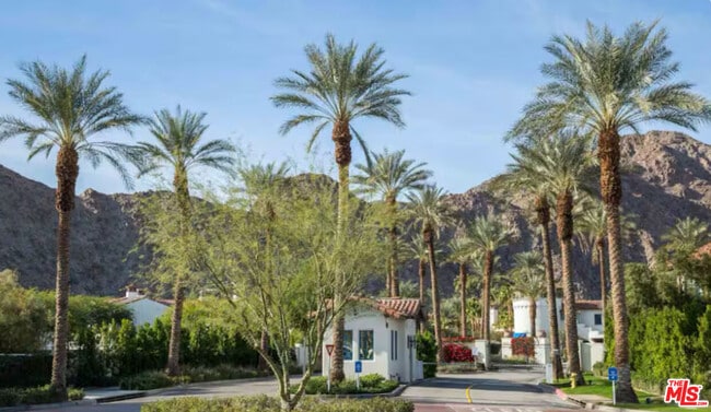 Building Photo - 77709 Tradition Dr