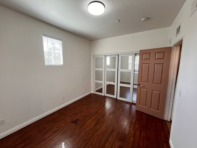 Building Photo - 1313 Mother Lode Way