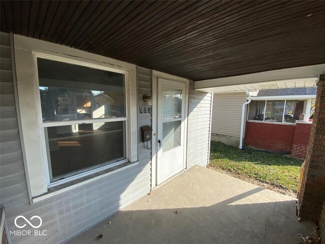 Building Photo - 905 N Emerson Ave