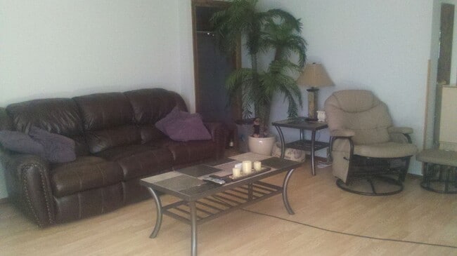 Building Photo - 808 Coleman St