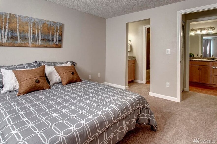 Building Photo - 14306 126th Avenue Northeast