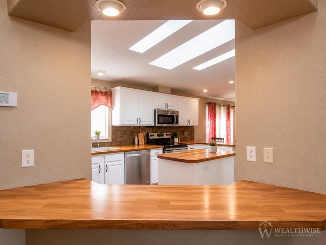 Building Photo - Rare One-Acre Rental Opportunity with Open Farmland Views