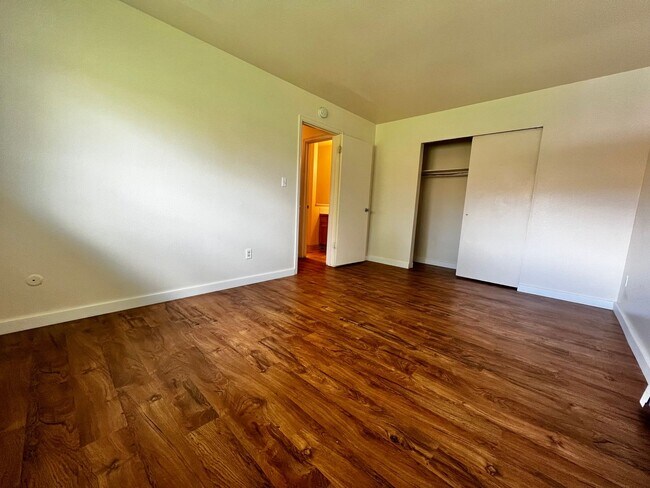 Building Photo - Laporte1850 (KC-LN-KB)