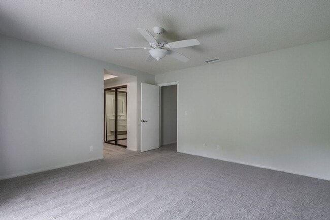 Building Photo - 4 bedroom home in amazing La Costa Community!