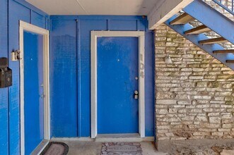 Building Photo - 8903 Parkfield Dr