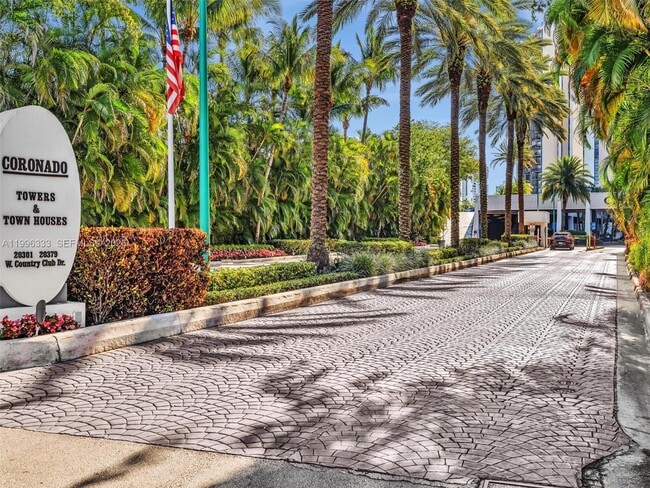 Building Photo - 20301 W Country Club Dr