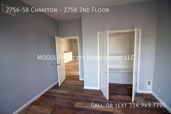 Building Photo - 3-bedroom REMODELED apartment! Rest of Jan...