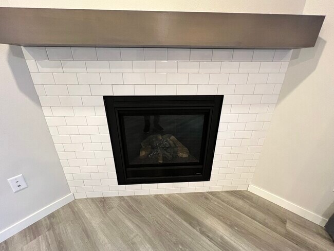 Building Photo - 2223 Eversull Ln