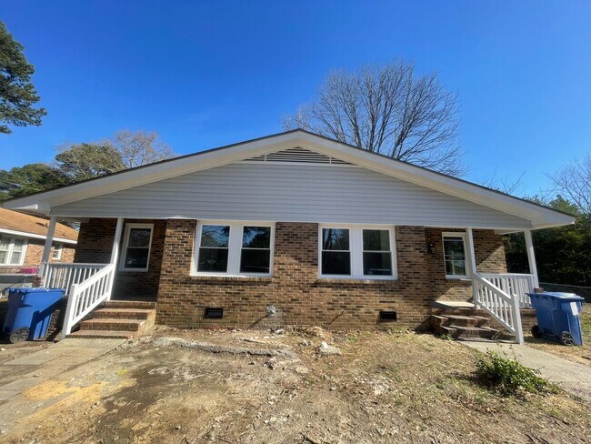 Primary Photo - 303 Freeman St SE