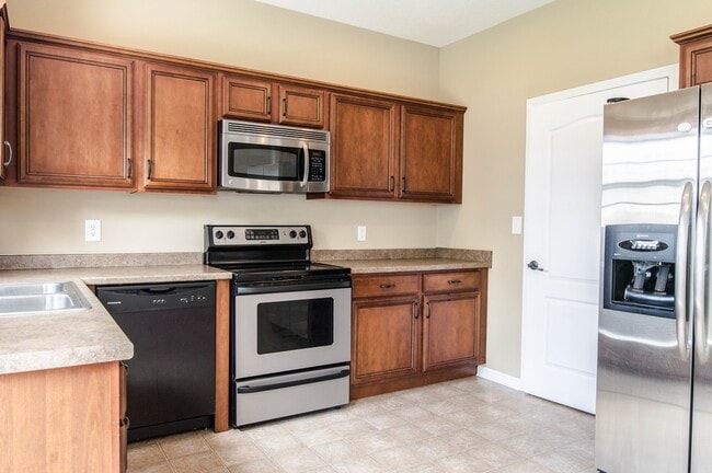 Building Photo - 1164 Stillwood Dr