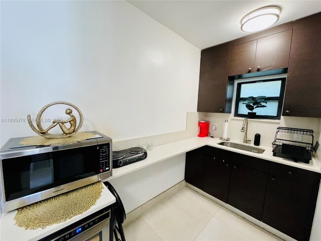 Building Photo - 38 NW 52nd St