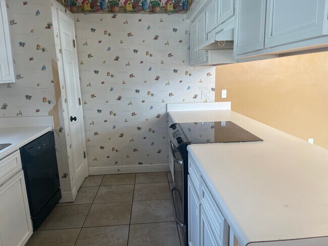 KITCHEN - 3139 Layla st