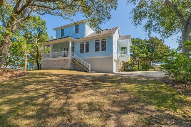 Building Photo - 313 S Forest Dune Dr