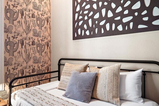 Building Photo - 36 W Dove Wing Dr