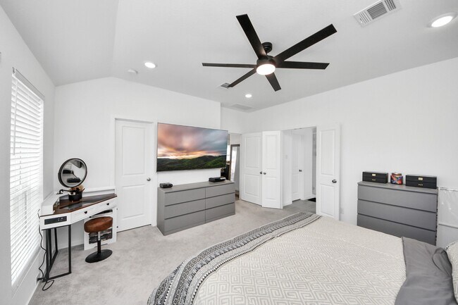 Building Photo - 8018 Tempest Stone Dr