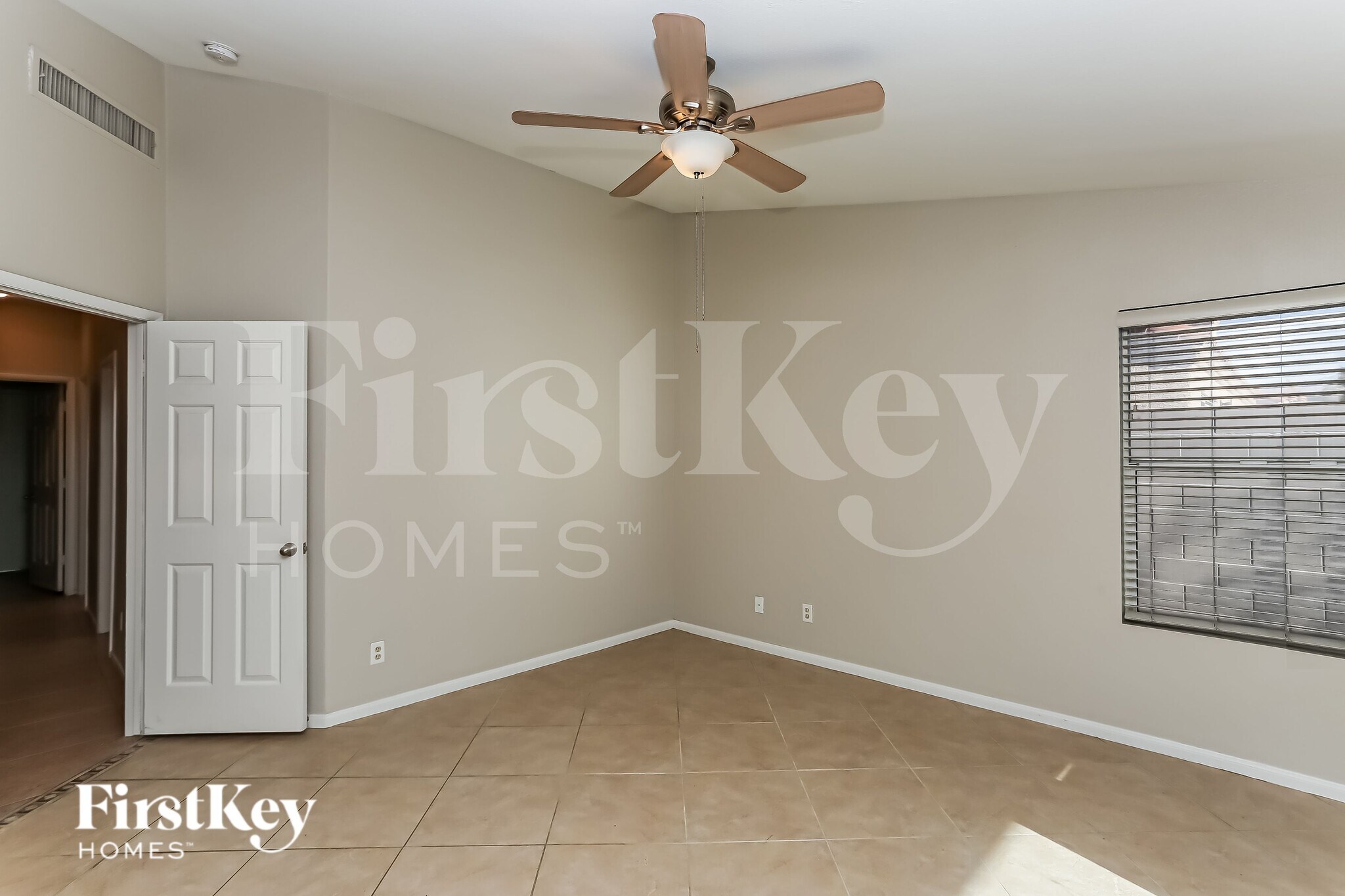 Building Photo - 4822 Wind Break Ln