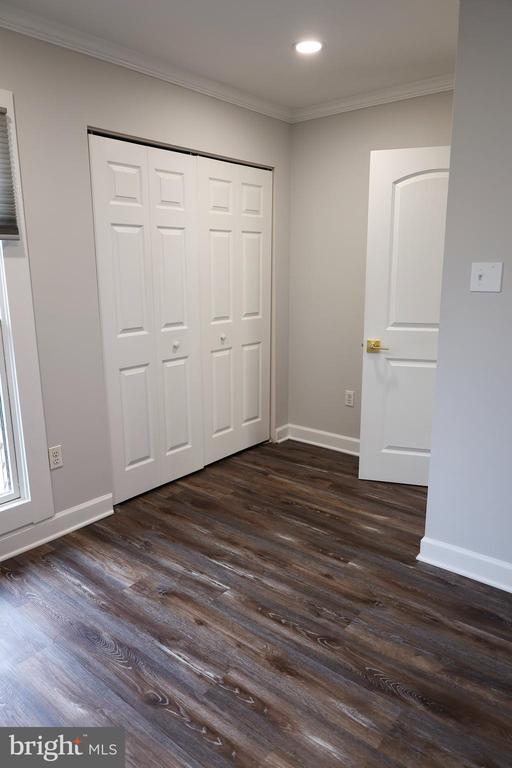 Building Photo - 15 Mariners Way